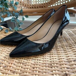 Black Patent Pointed-Toe Kitten Heel Pumps - Women
